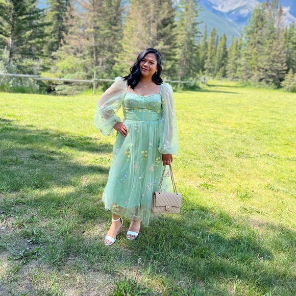 Meet your Posher, Melna - Picture 1 of 1